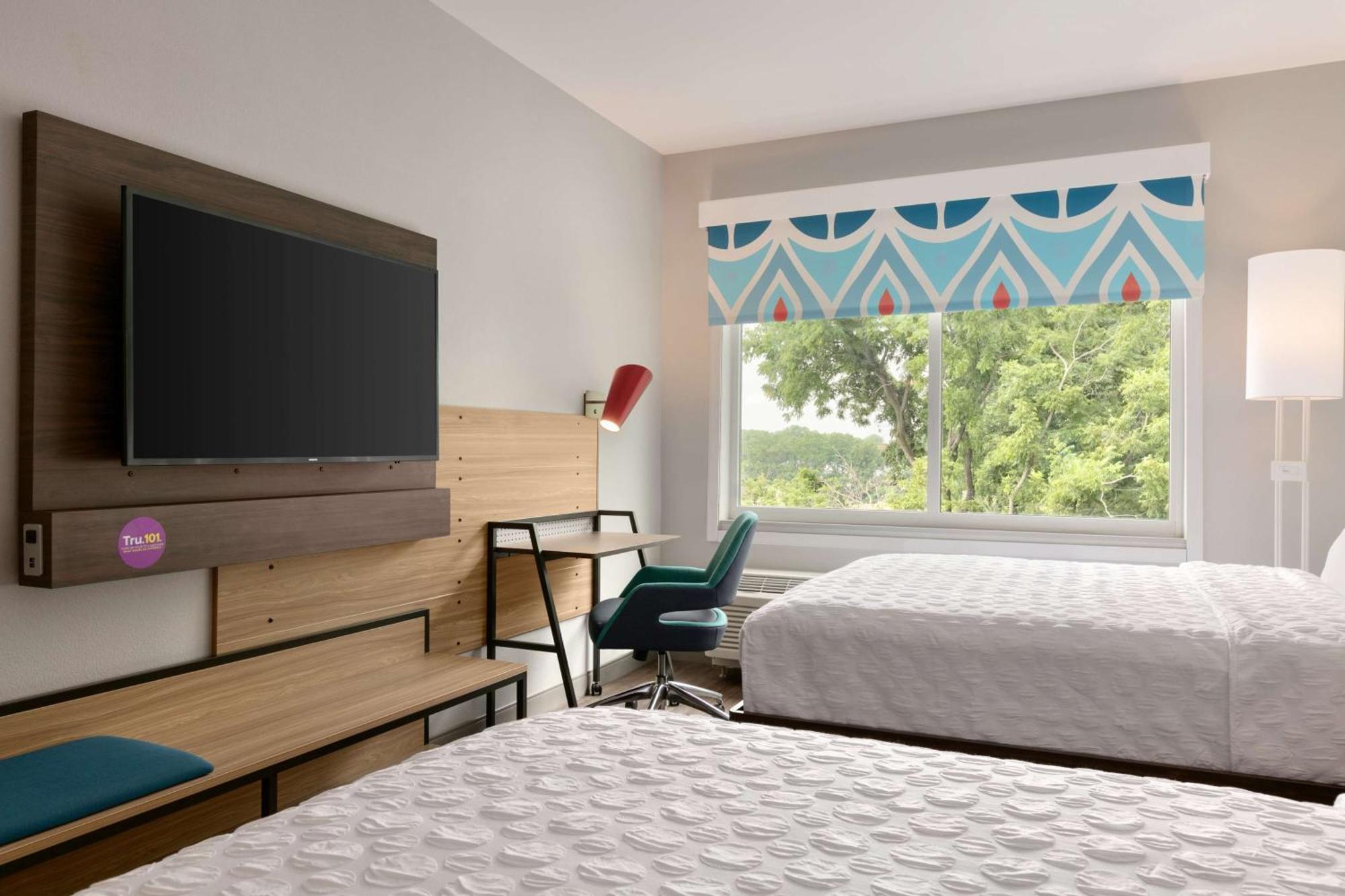 Hotel Tru By Hilton Easton Exteriér fotografie
